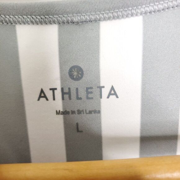 Athleta Top Womens L Ocean Stripe Chi Muscle Tank Workout Yoga Running Lifting - Picture 4 of 8